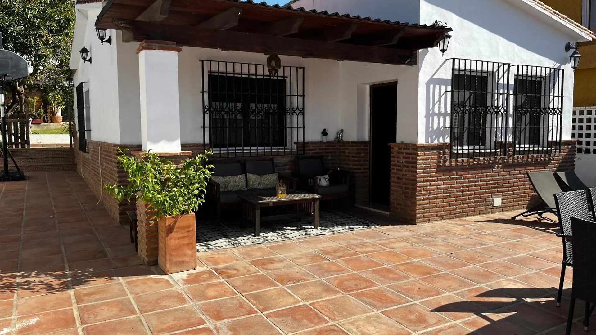 Bonito chalet en La Cala con gran jardín privado Villa La Cala Del Moral España
