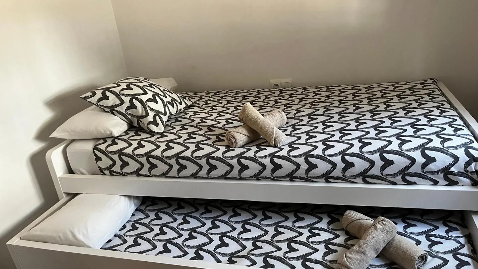 فيلا Bonito Chalet En La Cala Con Gran Jardin Privado La Cala Del Moral 0*,  إسبانيا